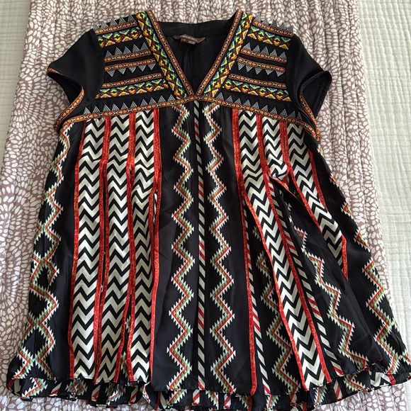 Anthropologie Ranna Gill Chevron Embroidered Cap Sleeve Blouse Aztec Size 0 - Picture 4 of 6